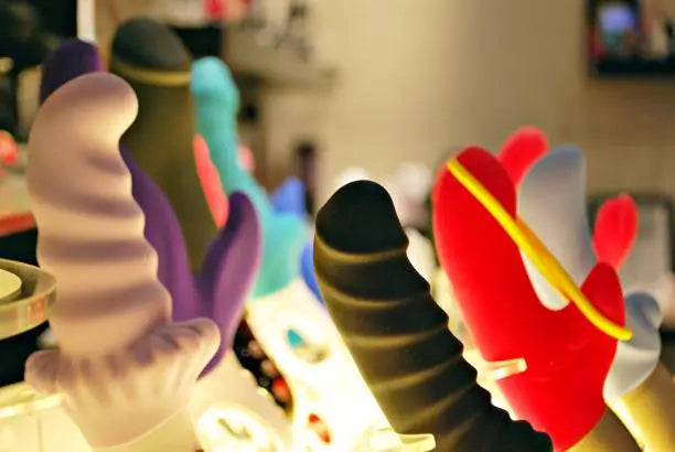 Remote Controlled Vibrators and Long-Distance Sex Toys