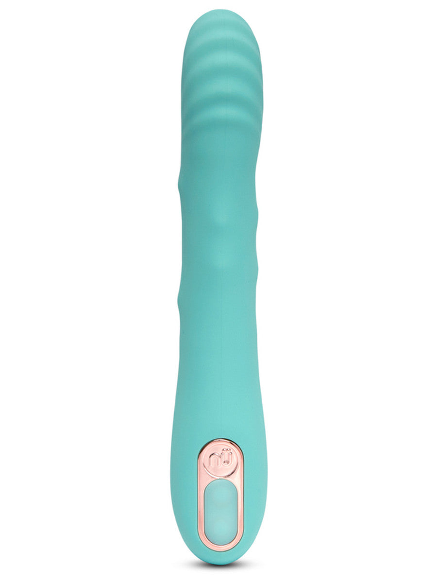 Nu Sensuelle Roxii Wand