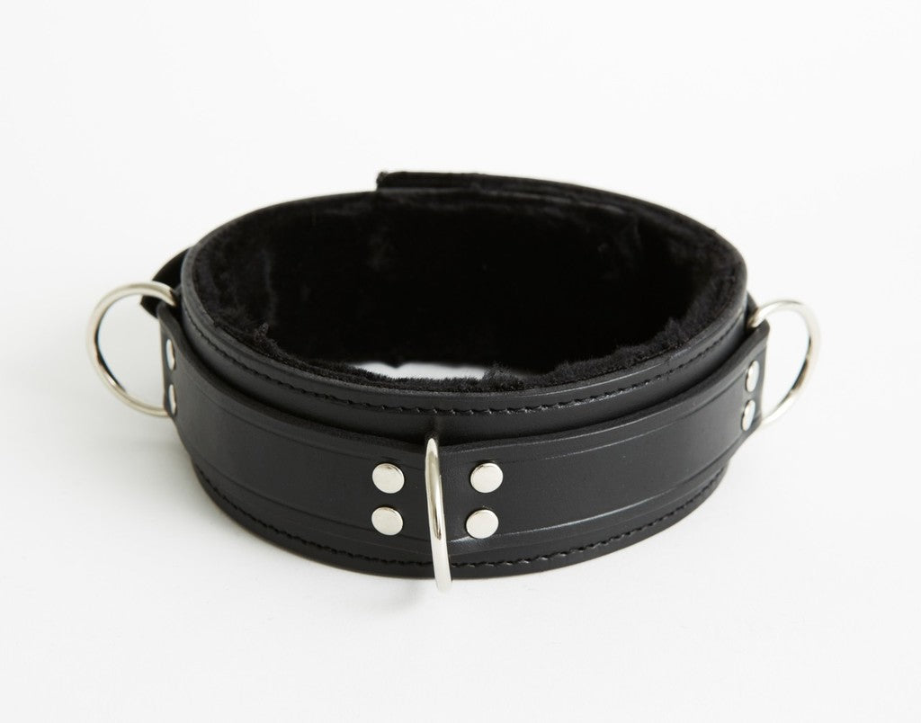 S(A)X Leather Fur Lined Collar