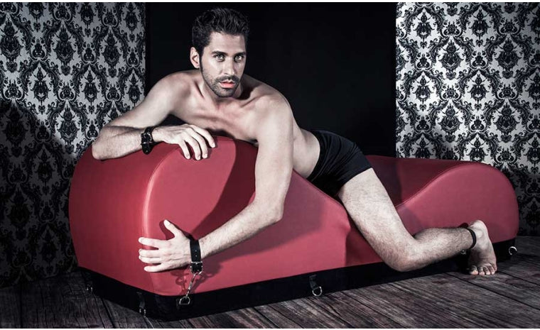 Liberator Esse Chaise Black Label