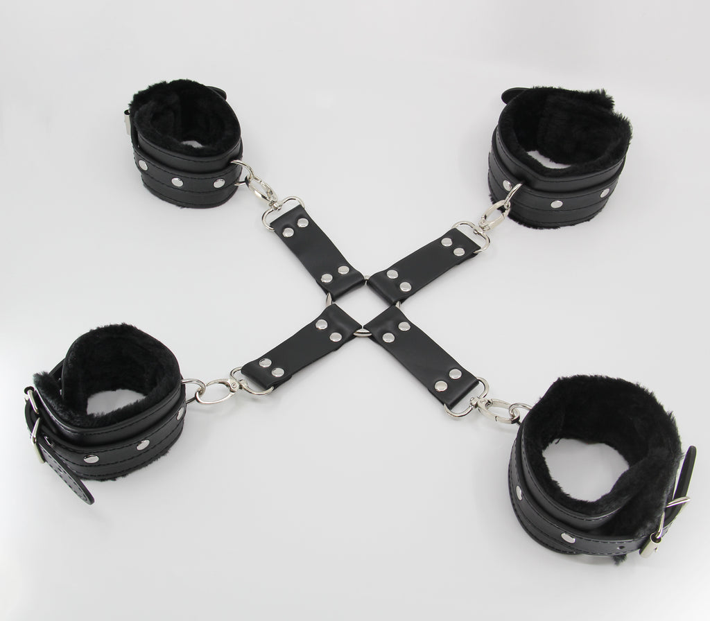 Love In Leather PU Hog Tie Shackle